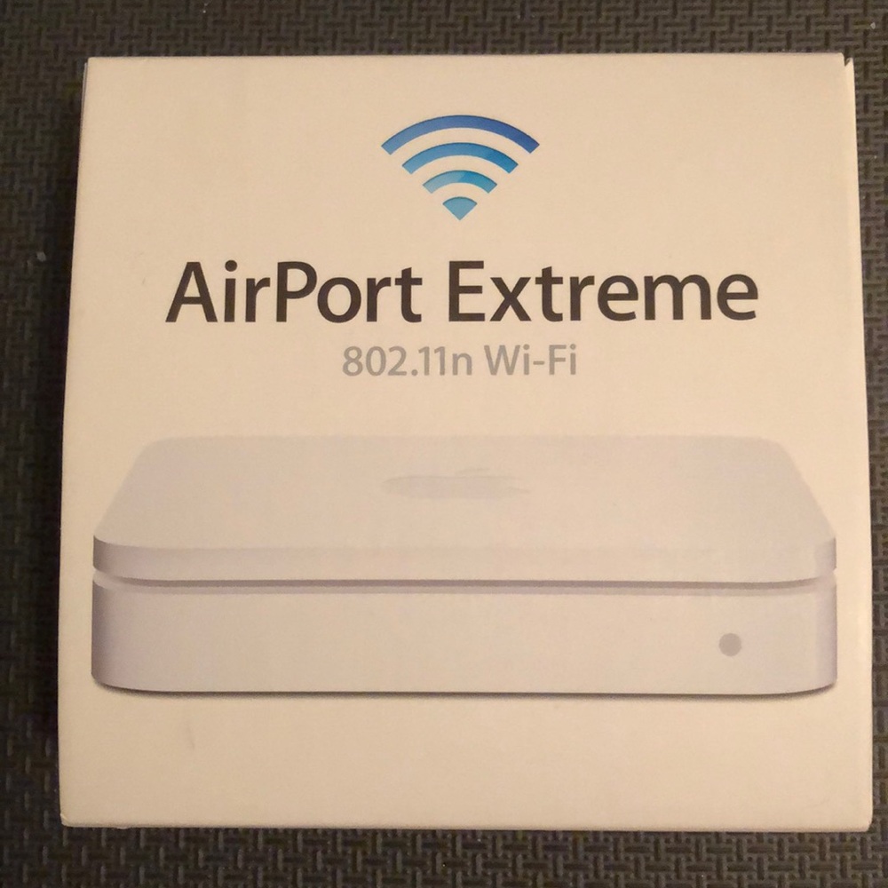 Apple Airport Extreme WiFi Router